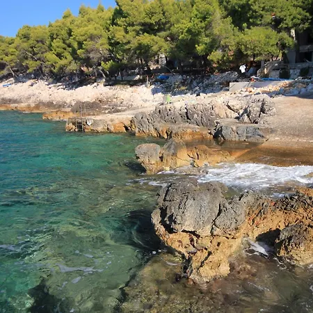 Seaside Family Friendly House With A Swimming Pool - Vinacac, Korcula - 24999 펜션